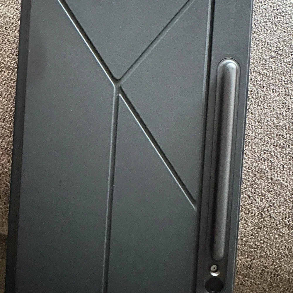 Sleek Samsung Galaxy Tab S9 FE